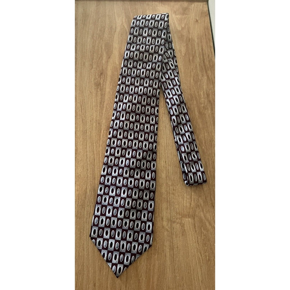 Pierre Cardin 100% Silk Men's Neck Tie - Made In U.S.A. of Imported Fabric